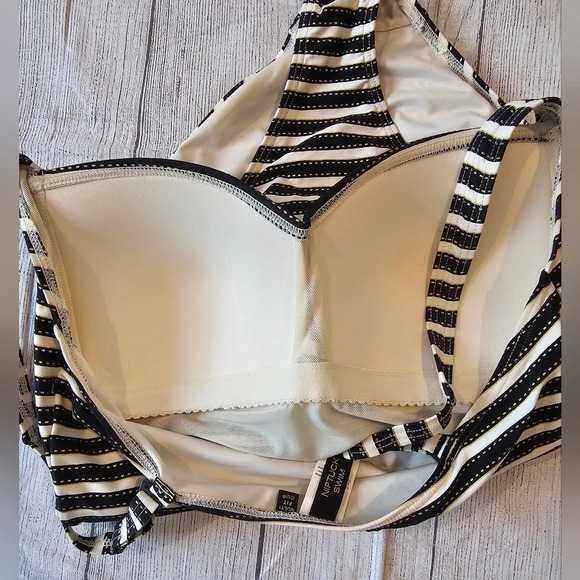 Niptuck Black White Stripe Tummy Control One Piece Swim Suit Size 10 Multi Fit - Picture 5 of 7